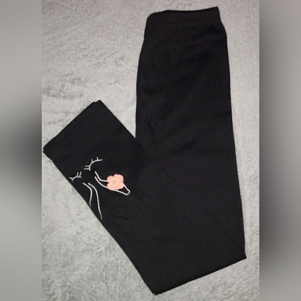 2- pair bunny spandex leggings NWOT Geat condition purple & black 💜 🖤